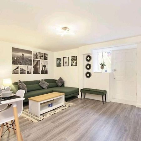 Heart Of Margate Apartment Bagian luar foto