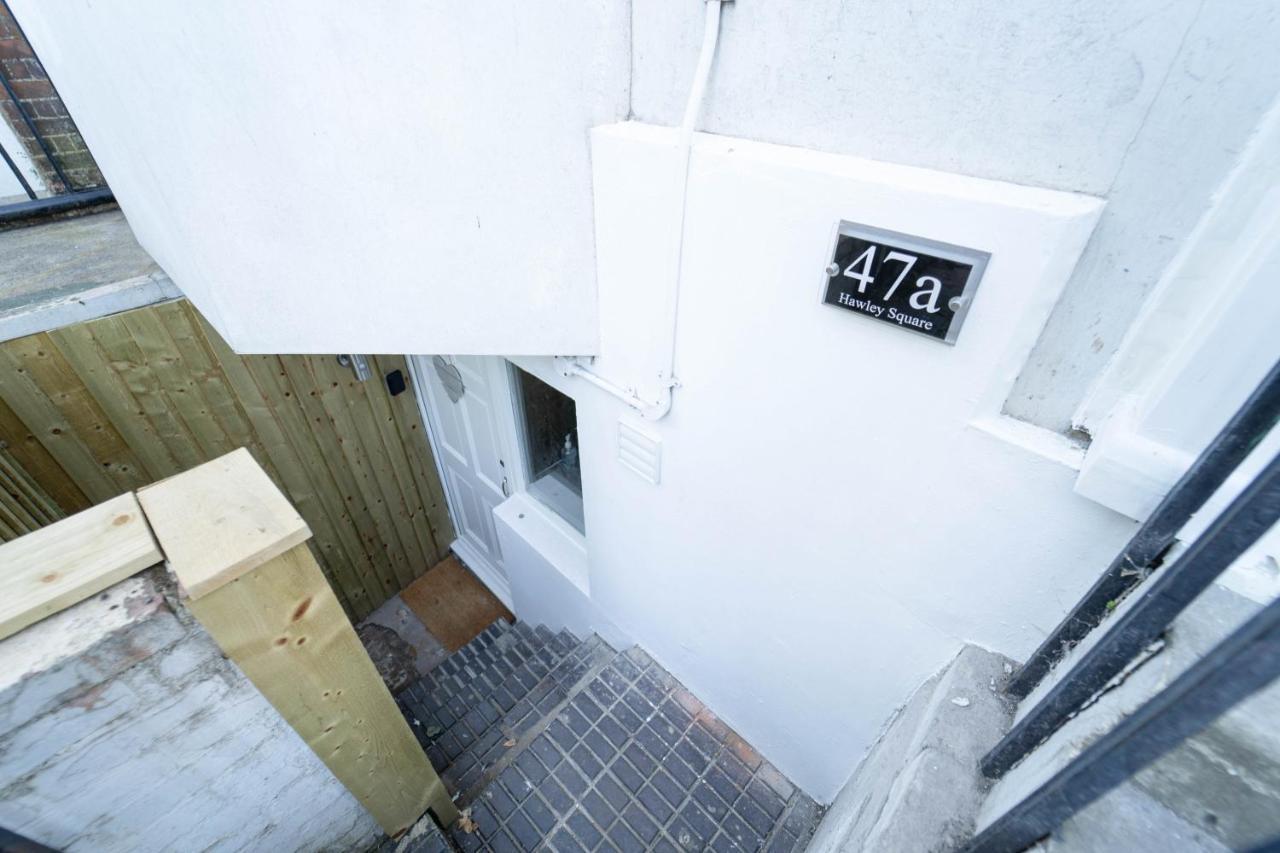 Heart Of Margate Apartment Bagian luar foto